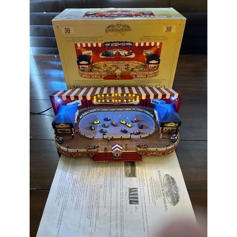 Mr Christmas Gold Label World Fair bump and go 2005 animated Musical (PM)